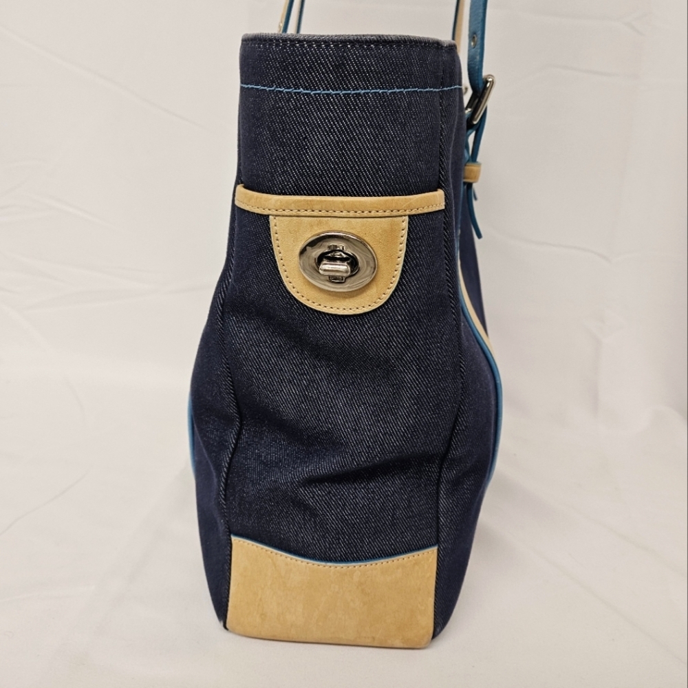 Coach Denim Hampton Large Tote Bag, Tan Blue Leather Handles - Picture 4 of 16
